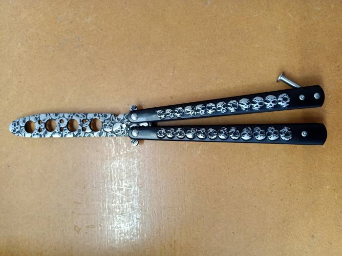 Black Skull Butterfly Trainer